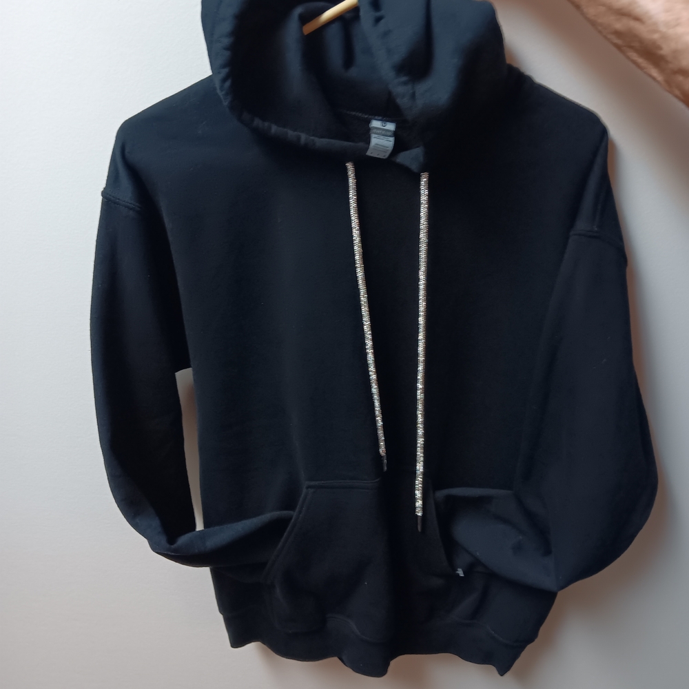 Gildan Black Hoodie with Silver Drawstrings